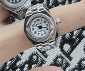 Eurasian fashion punk watch ring, niche couple finger watch mini clock retro creative elastic ring