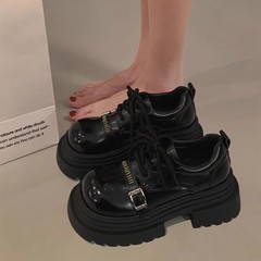 ヨーロッパ厚底ラージトゥローファー女性用 2025 新しいカレッジスタイル高さを高める小さな革靴シングルシューズ多用途カジュアルシューズ