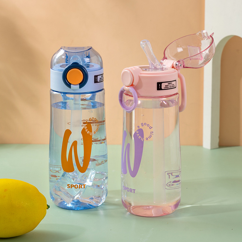 Tongtong deportes estudiante taza de agua niños escuela taza de plástico taza espacio 600ml portátil creativo paja al aire libre