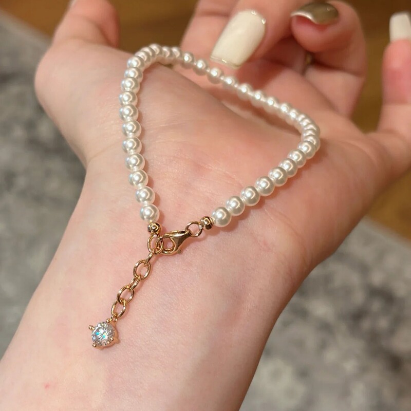 French Retro Exquisite High-end Cream White Pearl Bracelet for Girls Light Luxury Niche Exquisite Elegant Simple Bracelet