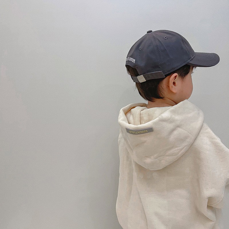 Coreano ins sombrero infantil simple letra P sombrero de béisbol para niños personalidad bebé moda versátil sombrero de lengua de pato moda