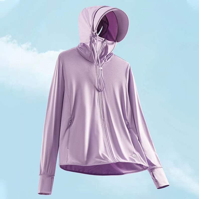 Ropa de protección solar de seda de hielo para hombres, estilo fino de verano, protección solar de seda de hielo resistente a los rayos UV, amantes transpirables, ropa de piel con capucha ligera para mujeres