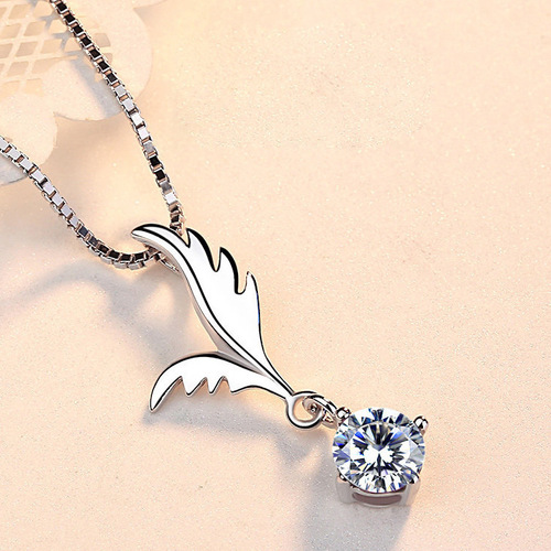 Cross-border new product small wings clasp chain silver-plated necklace pendant Angel Wing Pendant Accessory White copper necklace accessory