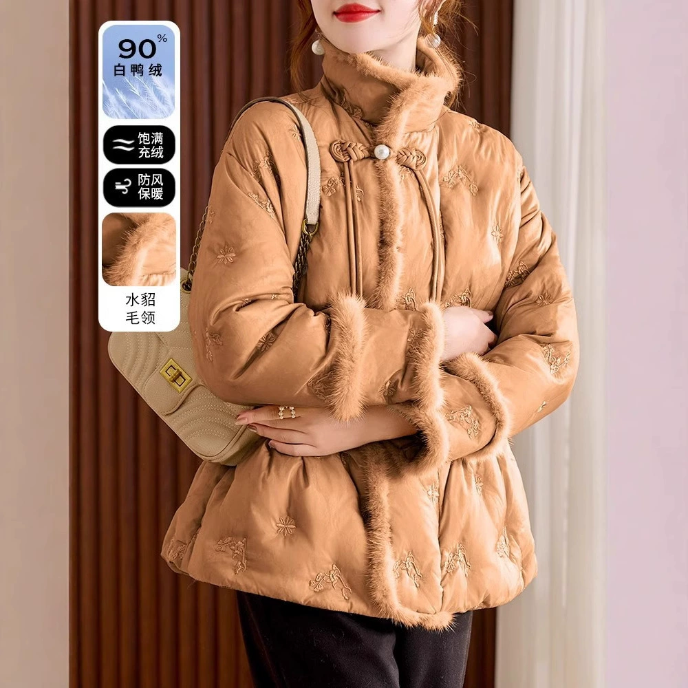 Маленькая мама зимняя одежда Guofeng норка шерстяной воротник пуховик средний и пожилой зимний короткий 90 белый утка пуховик