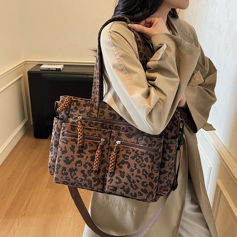 Cross-Border New Large-Capacity Leopard Print Tote Bag for Women, Fashionable and Versatile, Women's Shoulder Crossbody Bag, Mommy Handbag
