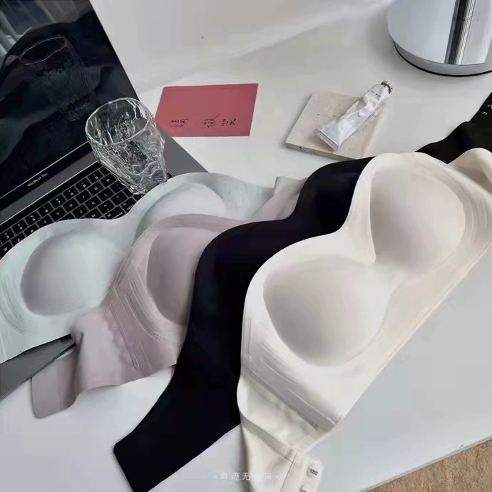 Бюстгальтер без резинки, бесшовное/нескользящее(?) wireless bra