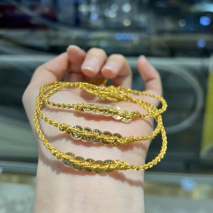 18K Gold Crushed Ice Ice Five Emperors Coin Bracelet Au750 Color Gold Flashing Crushed Gold Coins Crushed Ice Pattern Water Shell Gold Jewelry