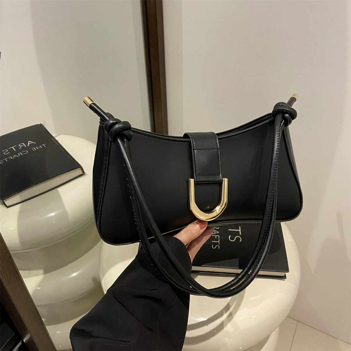 Модный качественный весной портфель подмышки, трендовая сумка-черепаха через плечо, тренд сезона, французский стиль