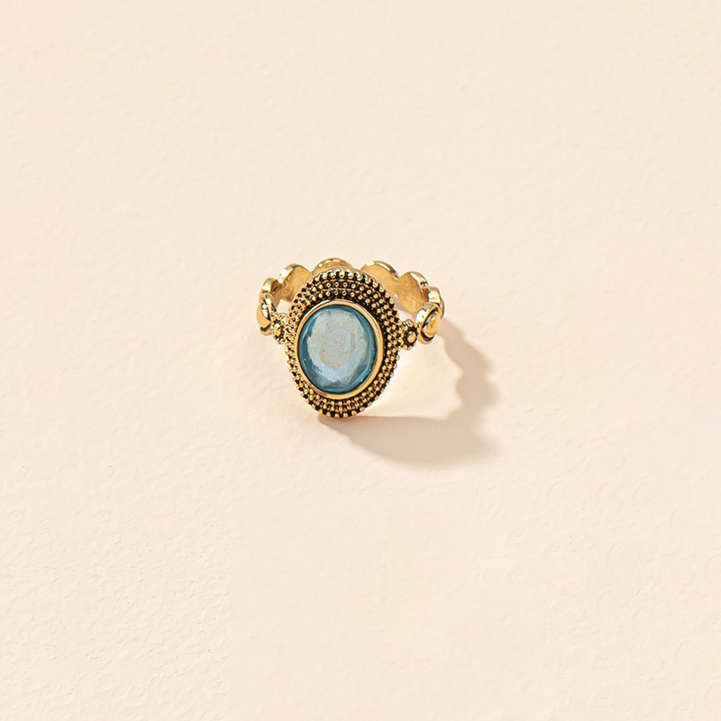 Palace style retro gemstone ring female European and American style ring set