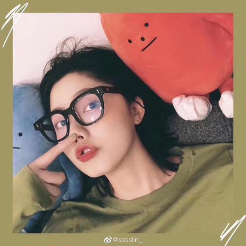 Black frame anti-radiation blue light blocking glasses for men and women, plain face, snow pear style, internet celebrity large frame, prescription-free frames with myopia lenses