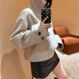 连衣裙;女式羊毛衫;女式毛呢外套