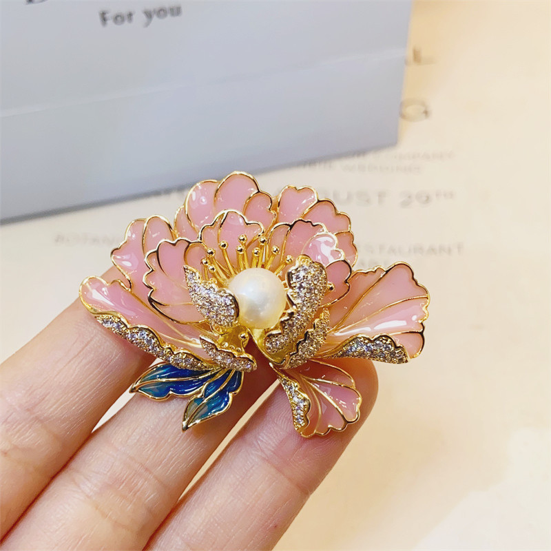 Classical Enamel Peony Flower Brooch Natural Freshwater Pearl Exquisite High-grade Chinese Style Cheongsam Hanfu Accessories Pin
