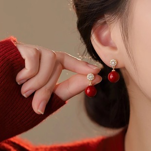 999���y�������hŮ2025�¿���ᔸ߼��ж��A�o�����tɫ���