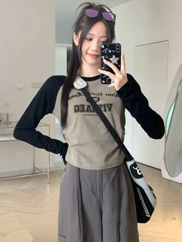 Raglan sleeve T-shirt Autumn 2023 new women's slim fit casual printed bottoming shirt design pleated short top Raglan sleeve T-shirt Autumn 2023 new women's slim fit casual printed bottoming shirt design pleated short top