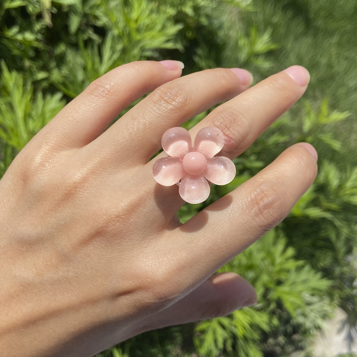 Wholesale Jewelry Acrylic Flower Three-dimensional Ring Nihaojewelry display picture 1