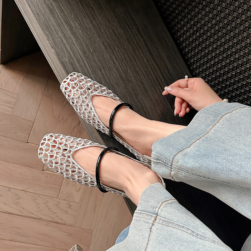 Nuevo estilo para vacaciones en París~ Zapatos de mujer con punta cuadrada, estilo francés, con tiras tejidas, versátiles, de suela suave y boca poco profunda.