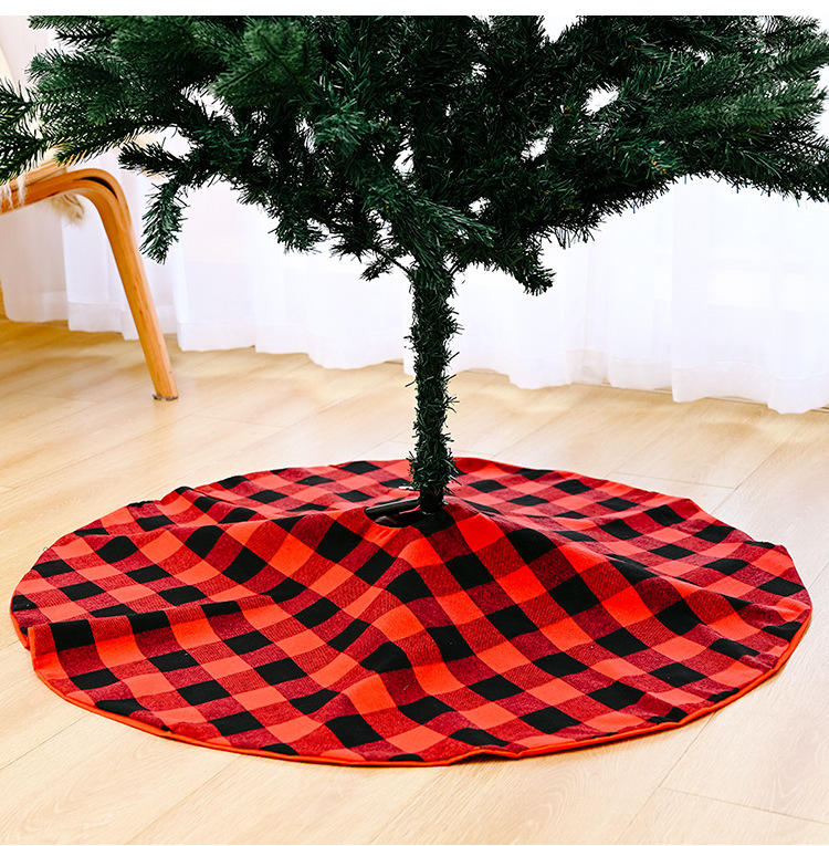 Christmas Red And Black Lattice Tree Skirt Decoration Wholesale Nihaojewelry display picture 7