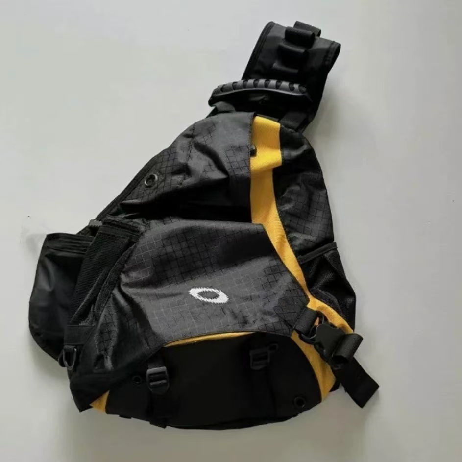 Oakley Sandbag Sling Bag Black Yellow