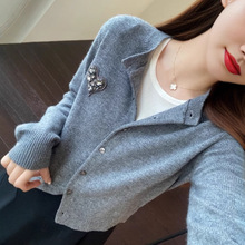 2025春季新款爱心钉珠髙级灰羊毛混纺针织开衫刺绣毛衣外套女春新