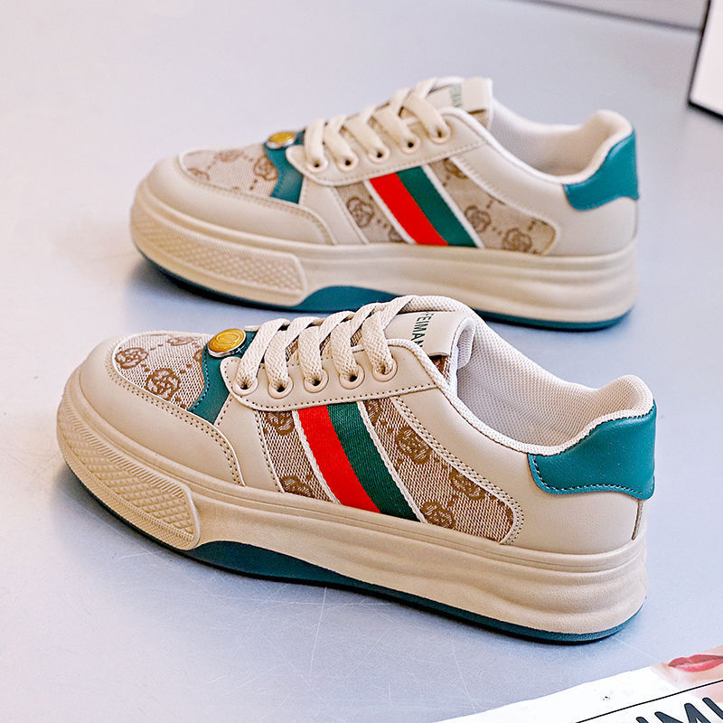 Nuevos zapatos de verano para mujer, zapatos de pato mandarín, zapatillas de malla, zapatillas de deporte de moda para mujer, zapatos casuales transpirables, fábrica al por mayor