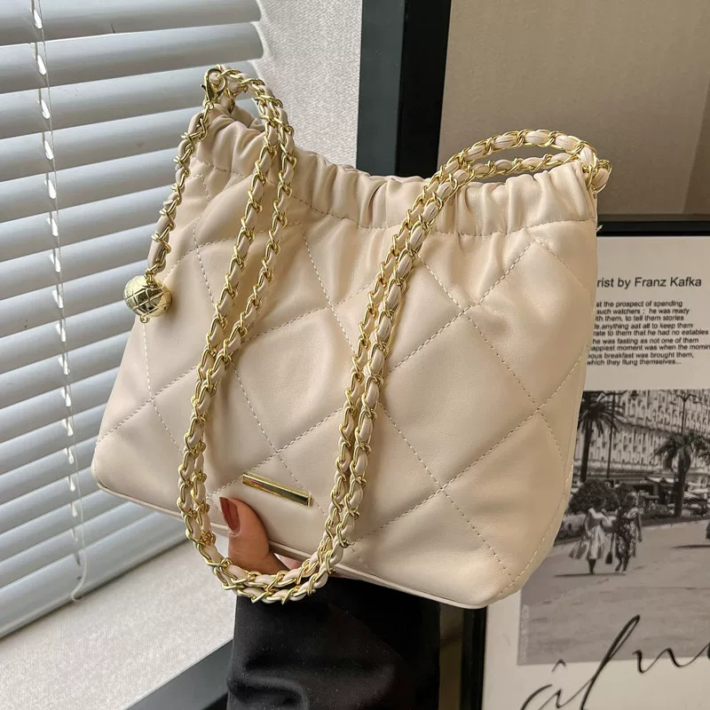 Shoulder bag summer one-shoulder, quilted diamond pattern with chain strap, leisure style