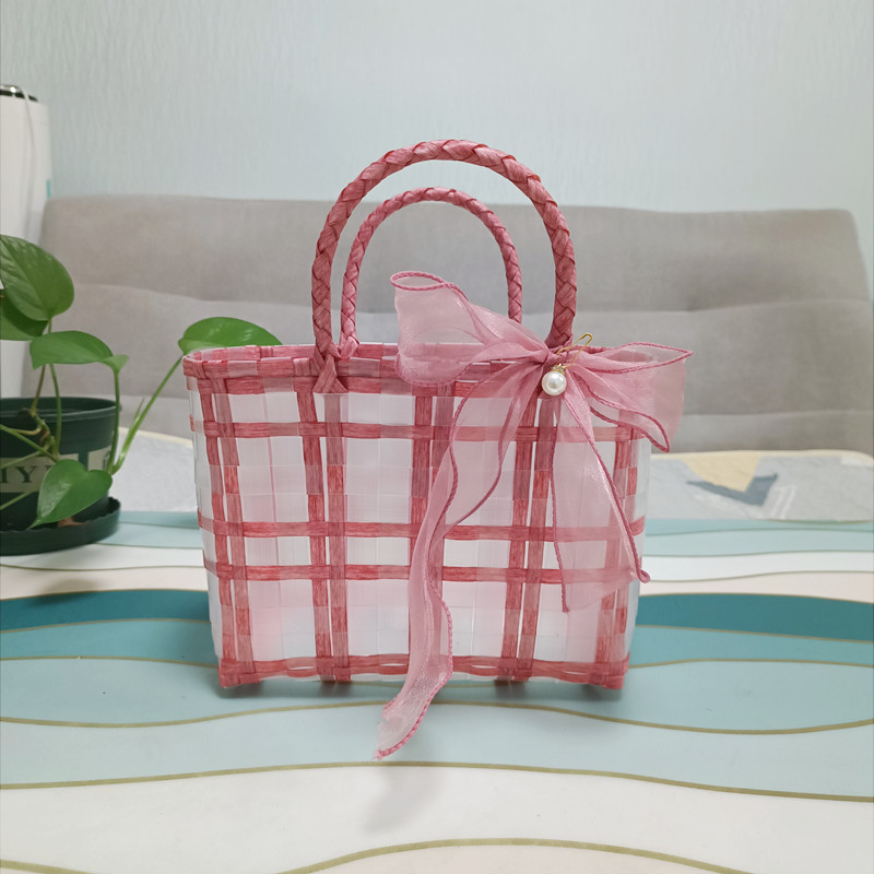 756g Weight Open Closure Type Double Handle Strap Type Handbag Bags Type Holiday, Travel Occasion PVC Material Plaid Pattern All Seasons Season Women's Gender Cute, Vacation Style Square Shape Large Size Women's Cute Vacation Plaid PVC Shopping Bags 21