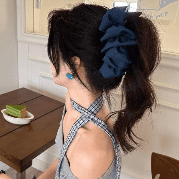 フレンチポルカドットレトロコントラストリボンリボンパールペンダント後頭部シャーククリップヘアピン女性用|undefined