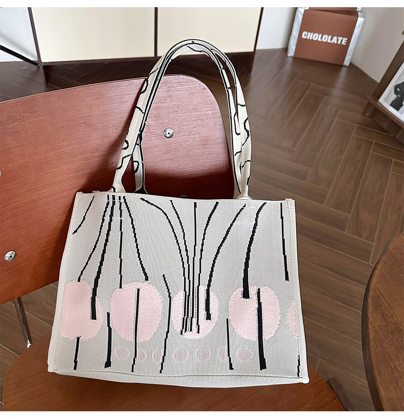 Women's Large Polyester Geometric Classic Style Open Tote Bag display picture 2