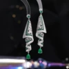 Серебристый, зелёный каплевидный камень G-122