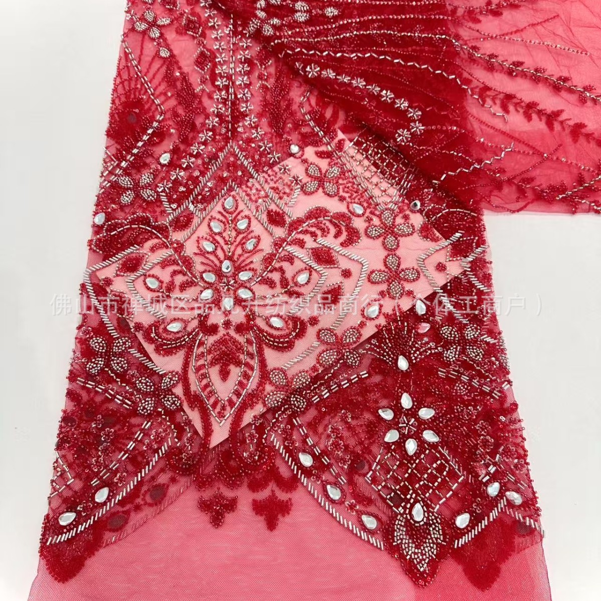 Posicionamiento de alta caliente hecho a mano DIY gran flor de diamante sequin tela de encaje vestido de banquete europeo y americano cheongsam tela al por mayor