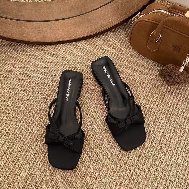 Zapatillas frías francesas con cabeza cuadrada de dedos abiertos para mujeres 2026 primavera y verano nuevo estilo suave de hadas con falda sandalias de talón bajo image 3