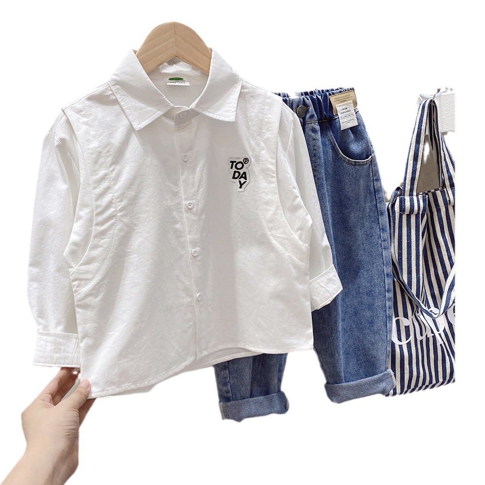 Camisa de los muchachos primavera y otoño 2023 nuevo estilo occidental hermosa camisa para niños estilo coreano de manga larga capa superior para niños medianos y grandes