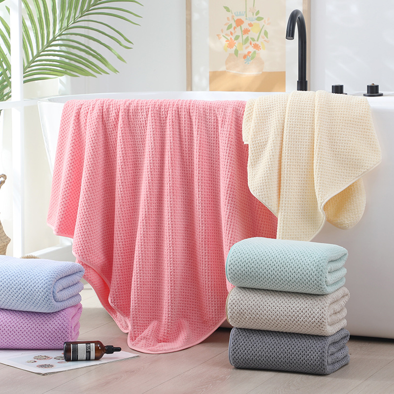 Flauschiges Badetuch Aus Korallenvlies Mit Ananasmuster Unisex_voghion.com