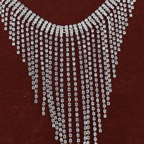 Source manufacturer wholesale fashion belly dance crystal waist chain sexy bund bikini body chain hot selling accessories