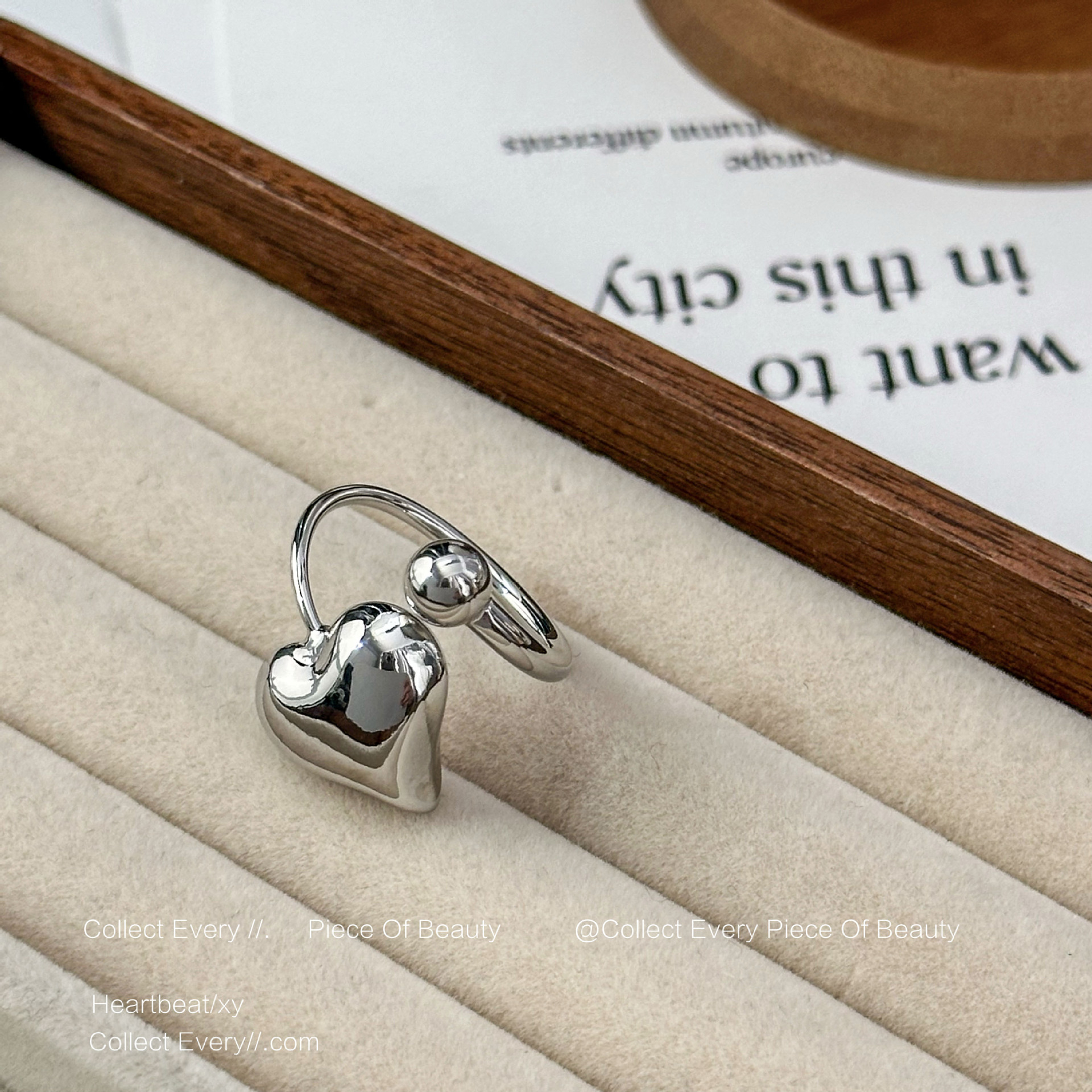 Brand retro fashionable ring heart shaped