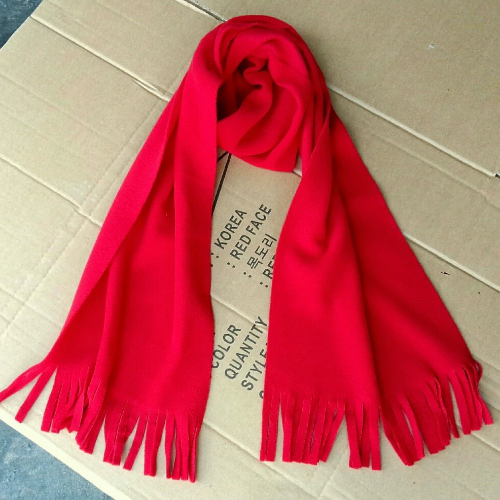 Платок из поляр fleece размером 150×25 см с кисточками, красный (доступны индивидуальные цвета и логотип)