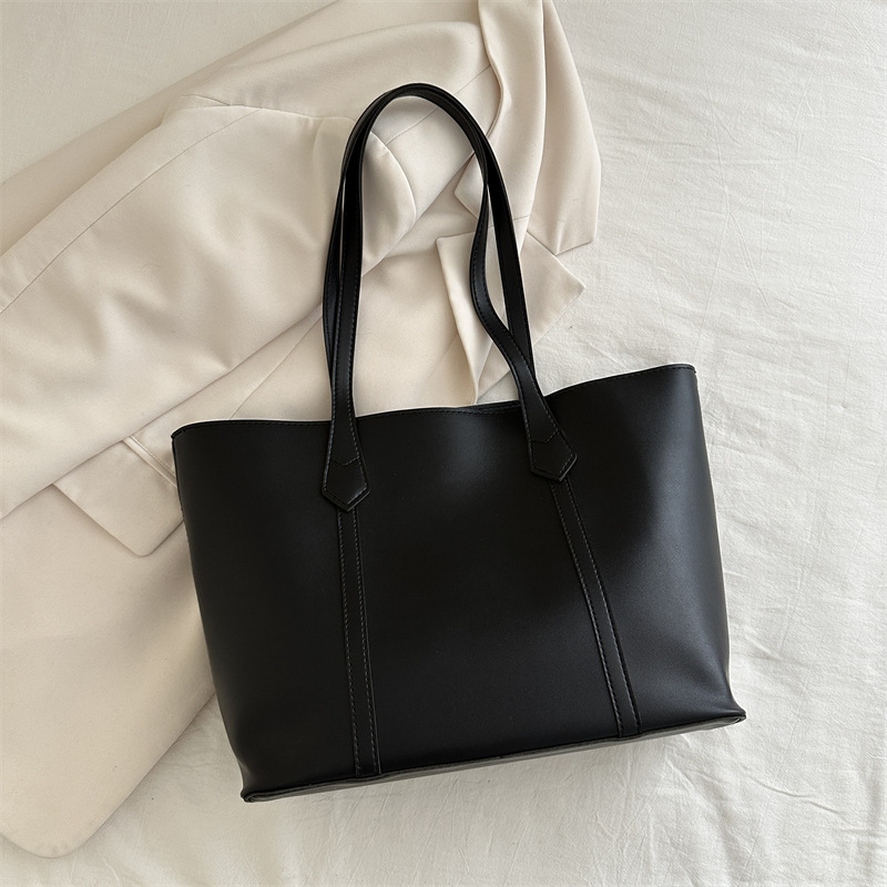 Bolso de gran capacidad para mujeres 2024 nueva moda de primavera retro retro hombro de hombro bolso de mano