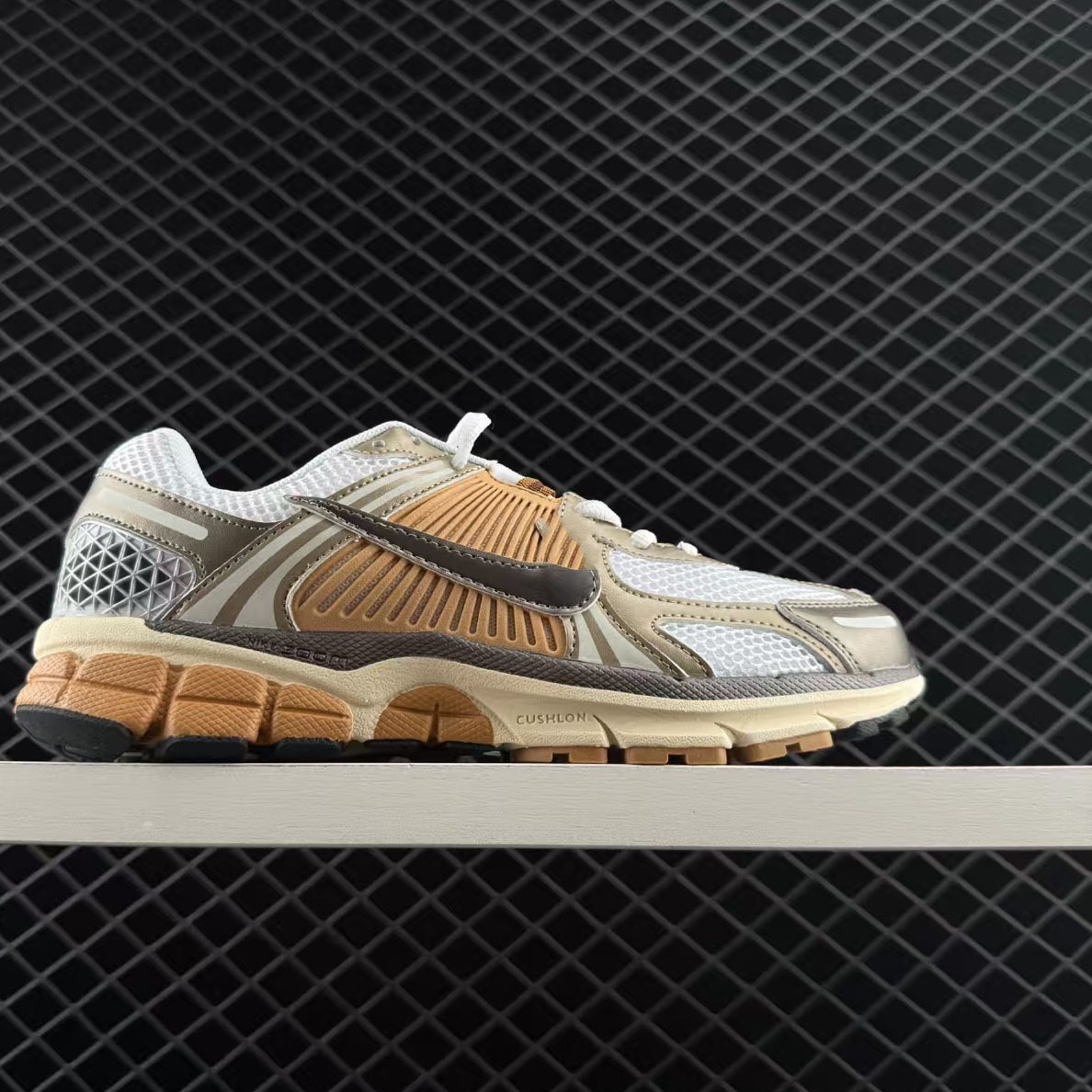 Zapatos de comercio exterior Vomero 5 Moro Retro zapatos de running de hombre zapatos de running casuales de malla zapatos deportivos transpirables de mujer zapatos de moda