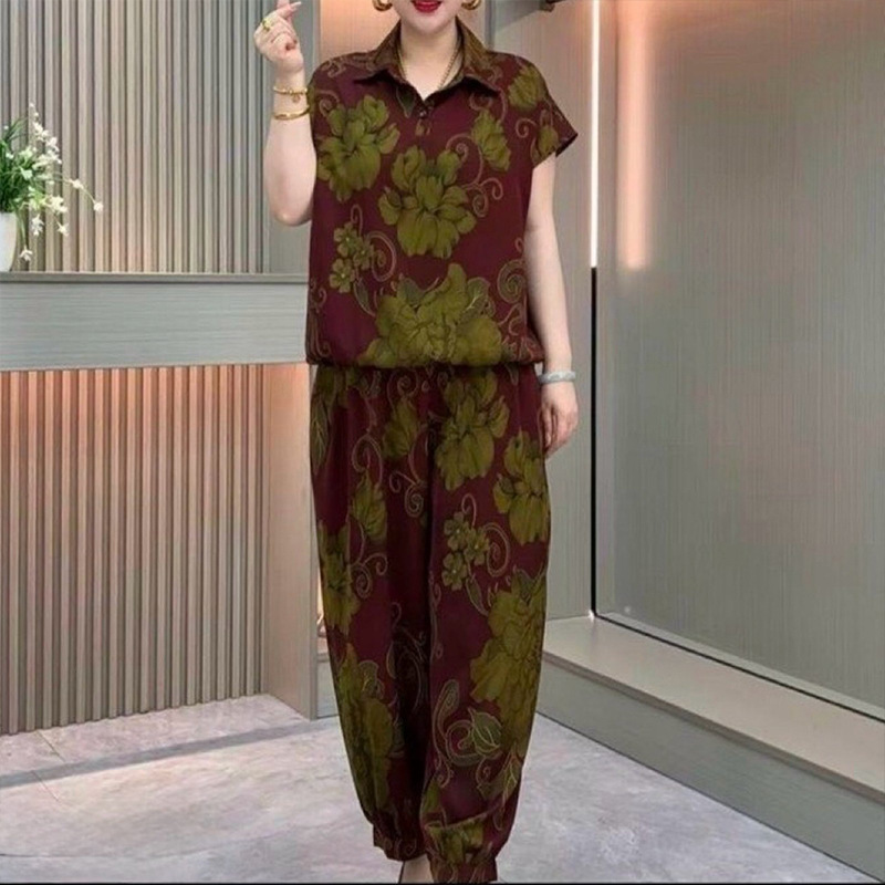 Mom's Casual Short-Sleeved Suit, New Summer Style, Middle-Aged and Elderly Women's Floral T-Shirt Top, Harem Pants Two-Piece Set, Large Size