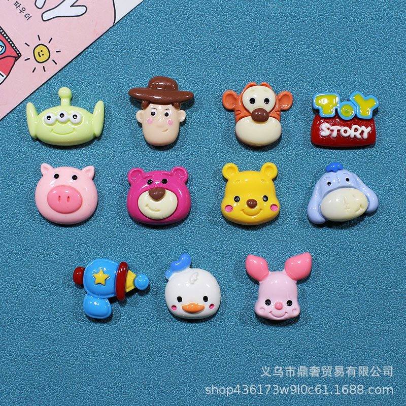 Animal Story Winnie the Pooh Head Resin Small Accessories DIY Mobile Phone Case Water Cup Fan Car Accessories Material Package