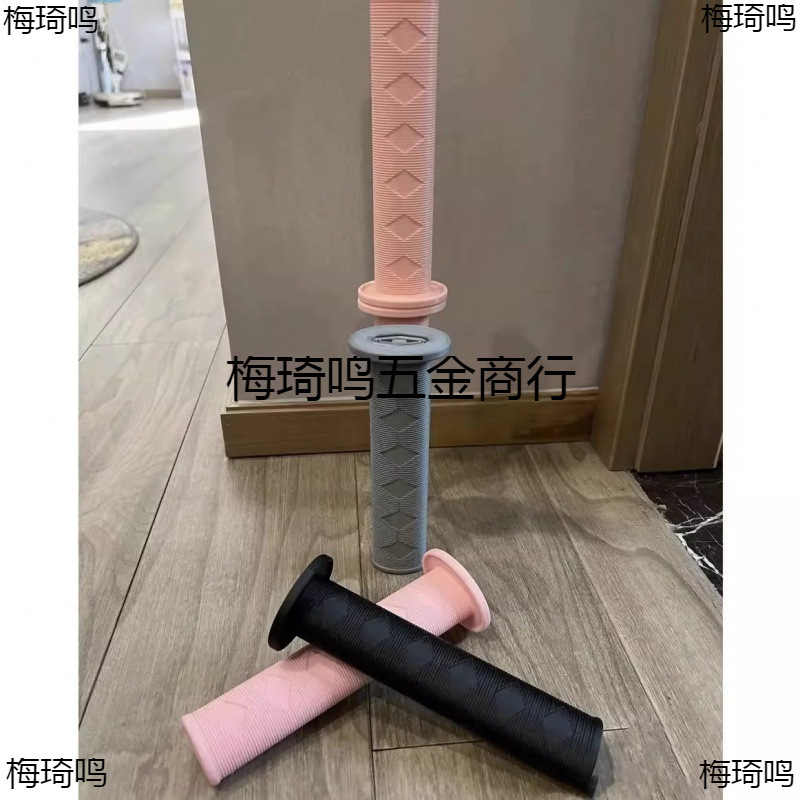 Telescopic folding toy