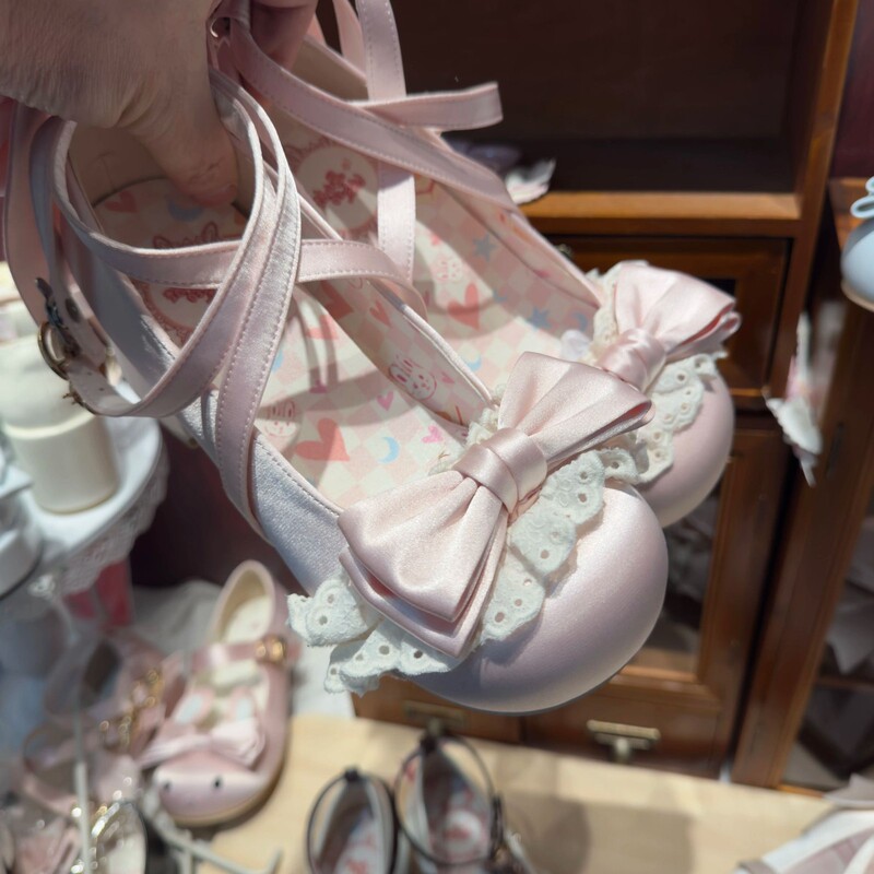 Lolita Cute Lolita Ballet Style Satin Flats with Round Toe and Lace, Sweet and Elegant Mid-Heel High Heels Lolita Cute Lolita Ballet Style Satin Flats with Round Toe and Lace, Sweet and Elegant Mid-Heel High Heels