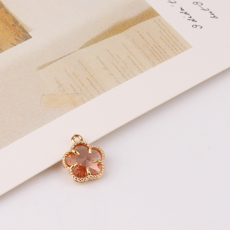 3g Weight Pendant Jewelry Making Type Zircon Inlay Material DIY Jewelry Accessories, Earrings, Necklace Classification 1 Piece Quantity Copper Material Bag, Flower Pattern Inlay Design IG Style, Shiny Style 1 Piece Copper Zircon Bag Flower Pendant DIY Jewelry Accessories Earrings Necklace 7