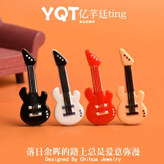 YQT卡通迷你电吉他食玩创意手工挂件DIY饰品树脂配件​桌面小摆件