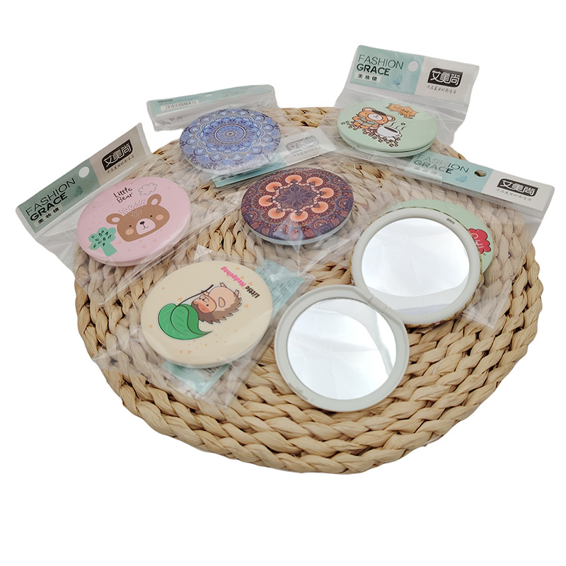 A2236 667 # serie de espejos de doble cara espejo de maquillaje encantador portátil de maquillaje bolsillo pequeño espejo redondo 2 yuan