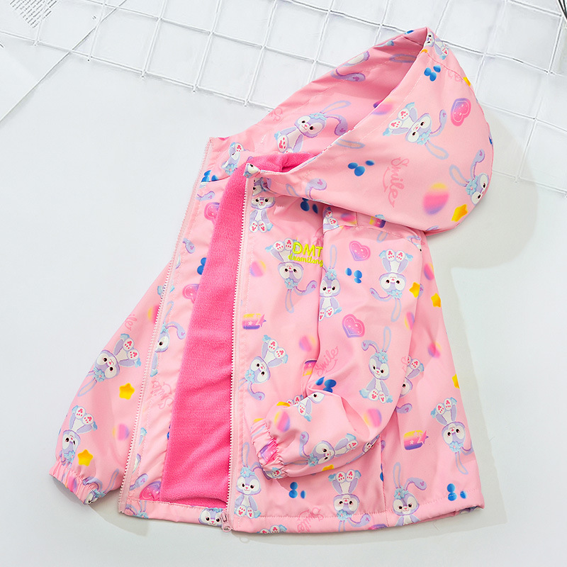 Girls' fleece-lined windbreaker, spring and autumn style, fashionable and loose-fitting, one-piece fleece outdoor windproof jacket for girls of all ages.