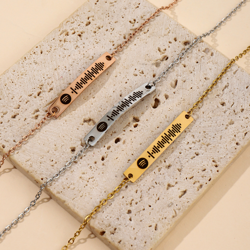 A Customized Mirror Stainless Steel Engraved Sound Track Bracelet Personalized DIY Long Laser Logo Bracelet