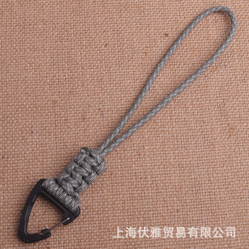 Cuerda de paraguas de siete núcleos hecha a mano Hebilla de triángulo Cuerda de mano Llavero Cuerda de linterna Cuerda anti-caída Cuerda cuchillo colgante Y020