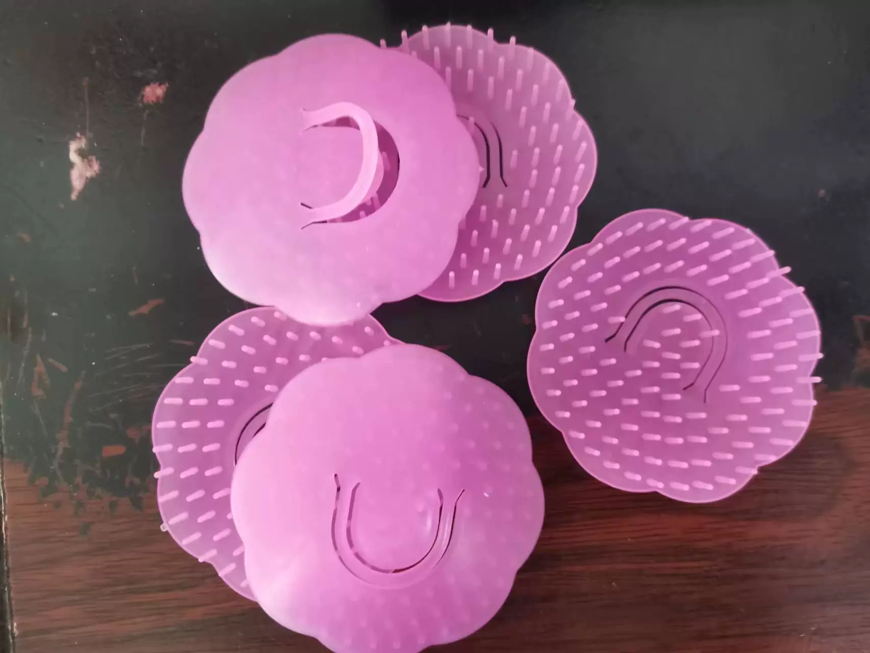 Кисть для волос Flower Hair Bath Brush, PE, диаметр 7.5 см, одноцветная или набор на 50 шт