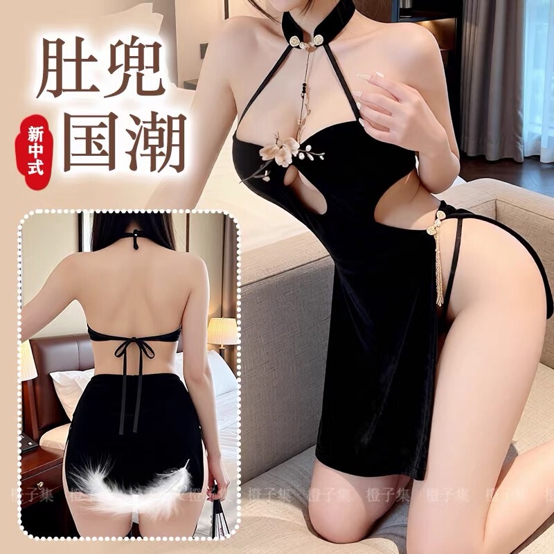 Trendy Chinese-Style Sexy Lingerie: Improved Slit Cheongsam with Delicate Halter Neck and Backless Embroidery Women's Set Trendy Chinese-Style Sexy Lingerie: Improved Slit Cheongsam with Delicate Halter Neck and Backless Embroidery Women's Set